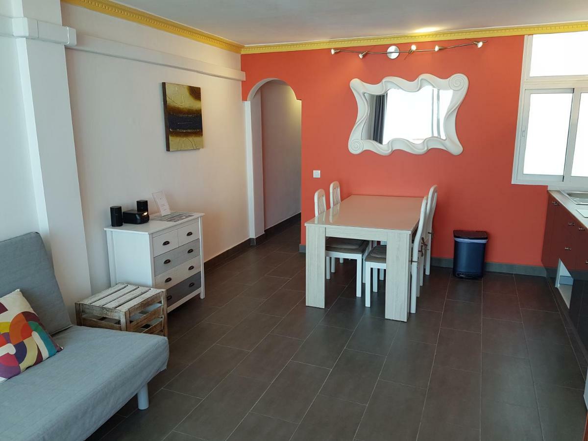 Apartment Calle Larga Фуeнхирола Екстериор снимка