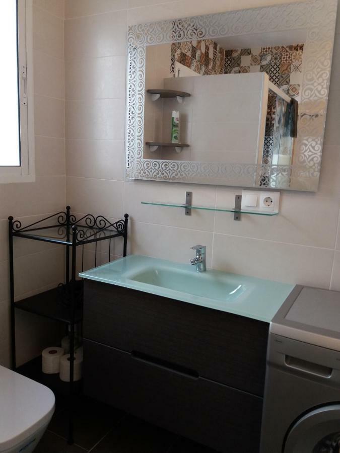 Apartment Calle Larga Фуeнхирола Екстериор снимка