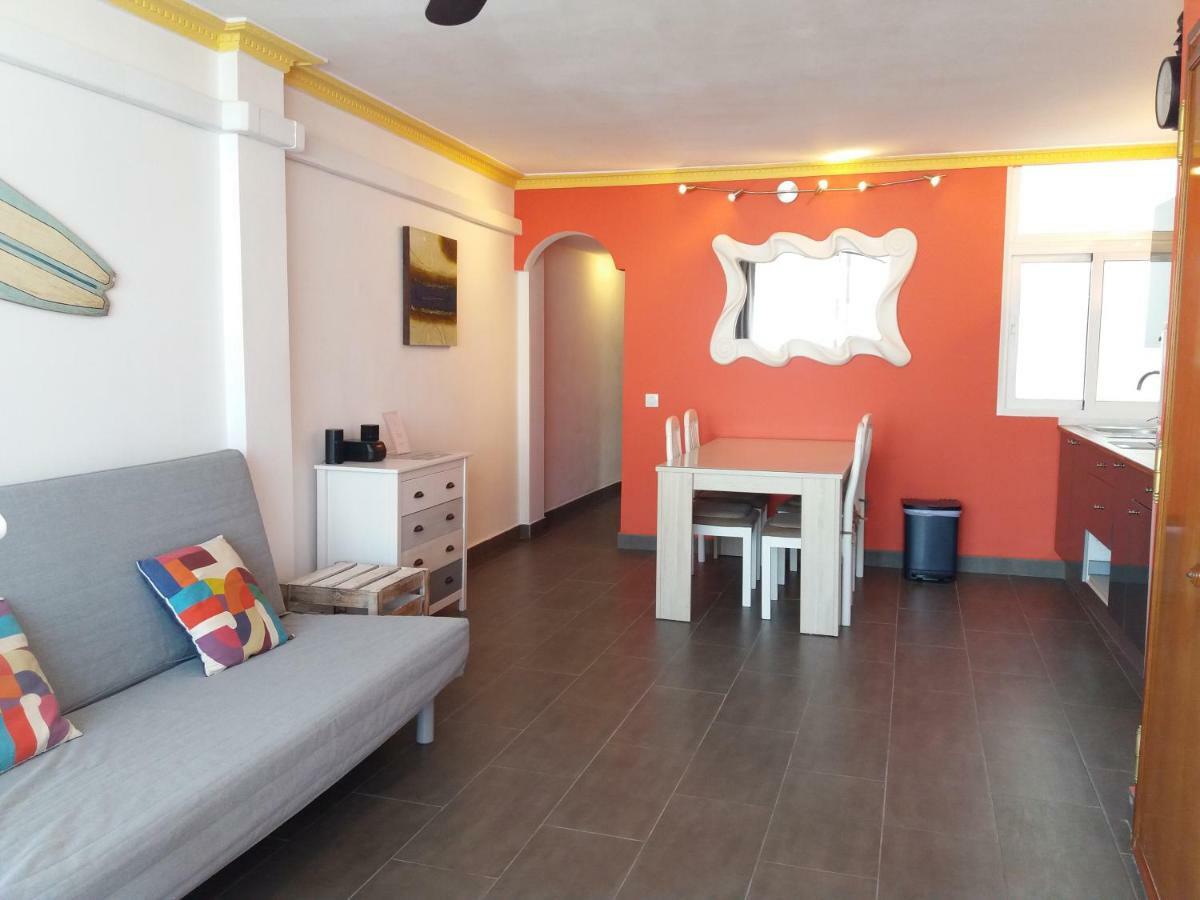 Apartment Calle Larga Фуeнхирола Екстериор снимка